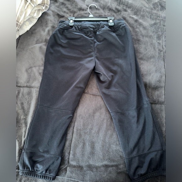 Under Armour Softball/ Baseball pants black belt loop and elastic waist - Picture 4 of 4